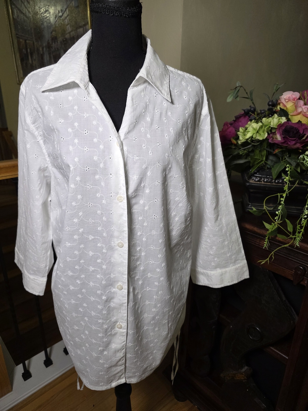 Karen Scott White Eyelet Flower Embroidery Cotton Blouse
